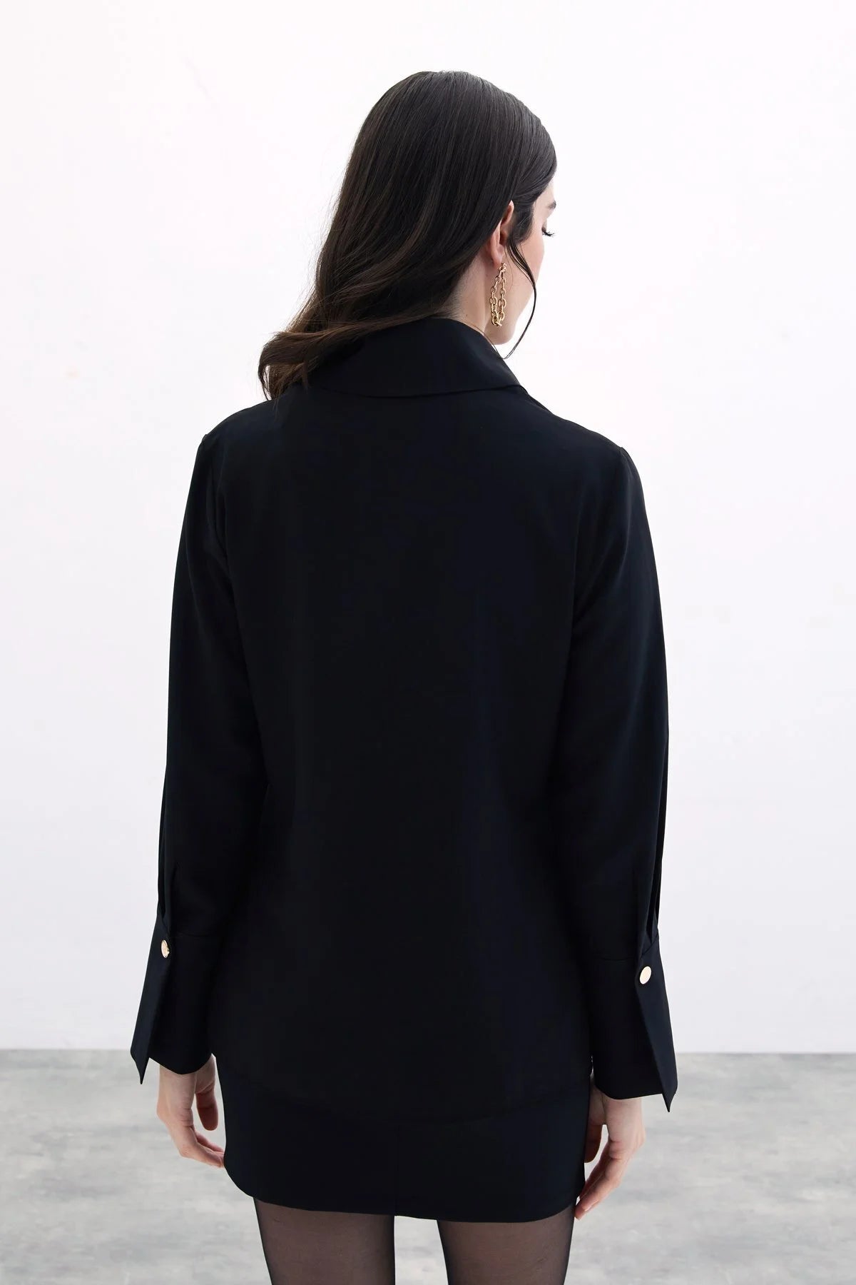 Çıt Çıt Detaylı Gömlek Siyah 2010
