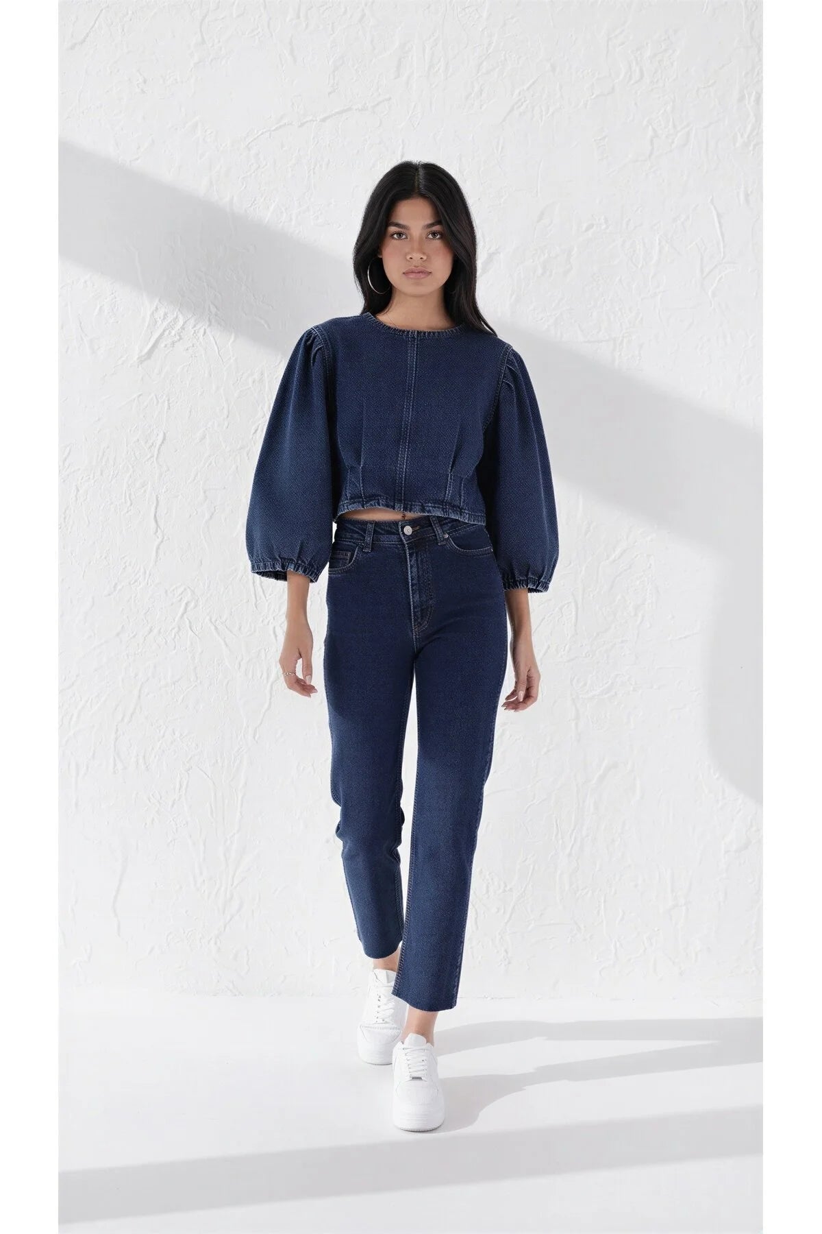 Kesik Paça Mom Fit Denim Pantolon Lacivert 764